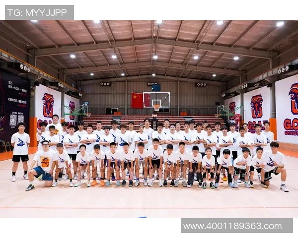 重庆篮球队成长之路：从默默无闻到荣耀之巅的奋斗历程