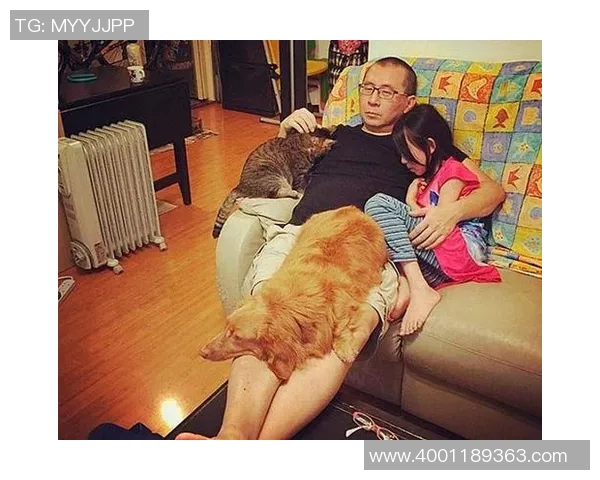 足球明星与可爱狗狗的温馨瞬间分享与回忆 足球明星与可爱狗狗的温馨瞬间分享与回忆